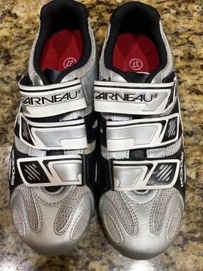 Garneau Cycling Shoes US 37